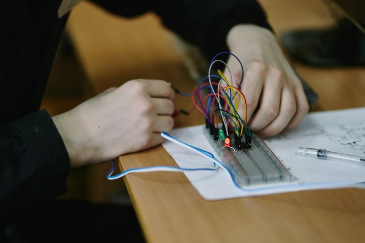 انتخاب موضوع کاربردی با توجه به گرایش تخصصی