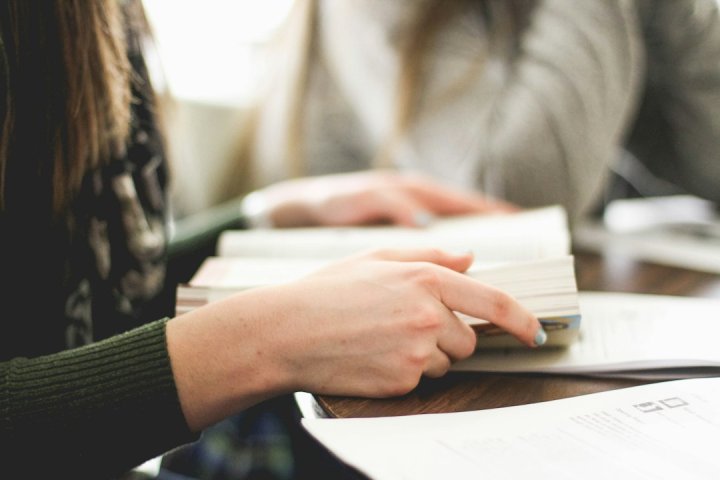 انتخاب موضوع پایاننامه و اعتبارسنجی امکان اجرای آن
