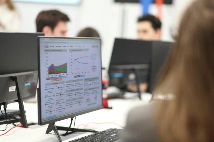 نرم افزار مکس کیودا یا انویو