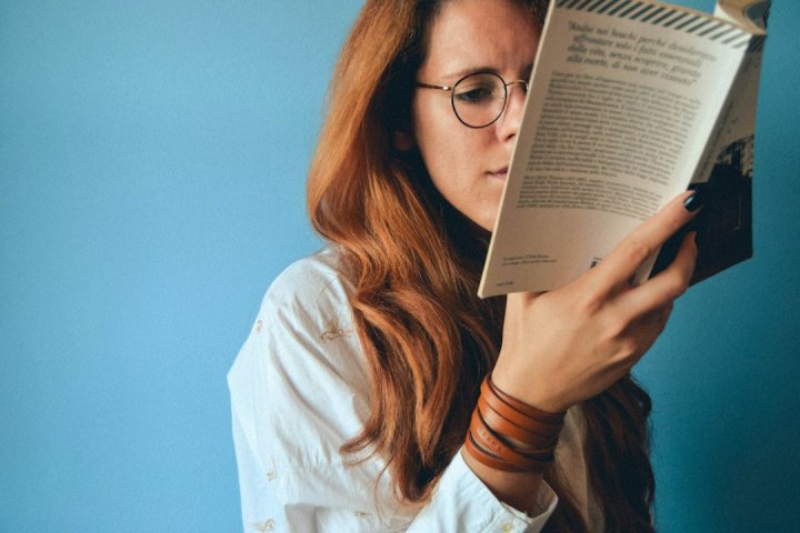 مجلات دسترسی آزاد در برابر مجلات اشتراکی