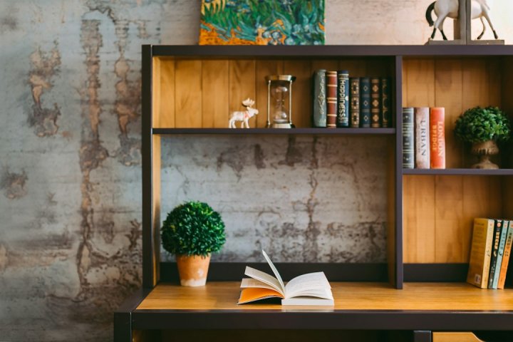 تفاوت بنیادین ساختار رساله دکتری با کتاب تخصصی